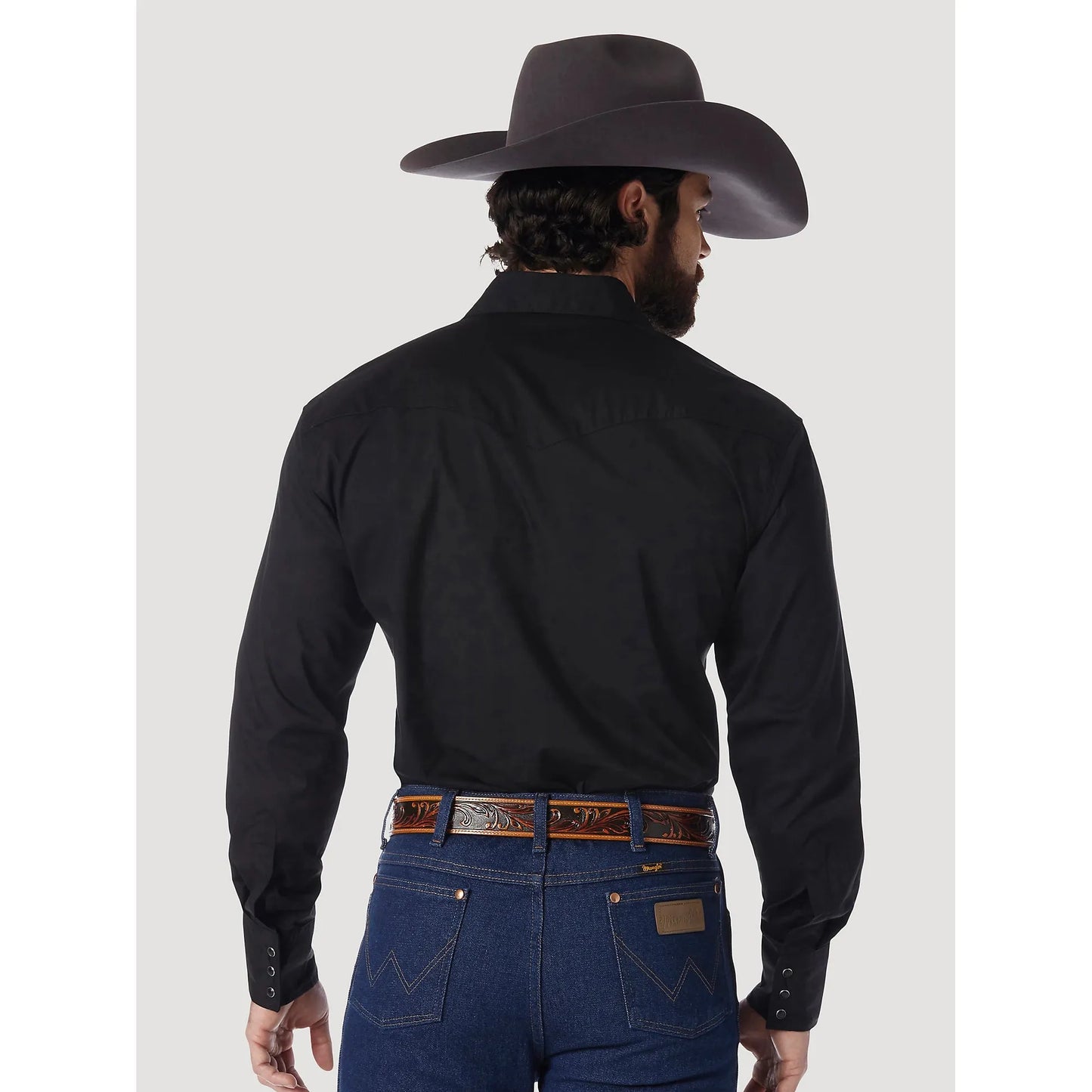 Wrangler Men's Classic Fit Black Long Sleeve Broadcloth Western Snap Shirt