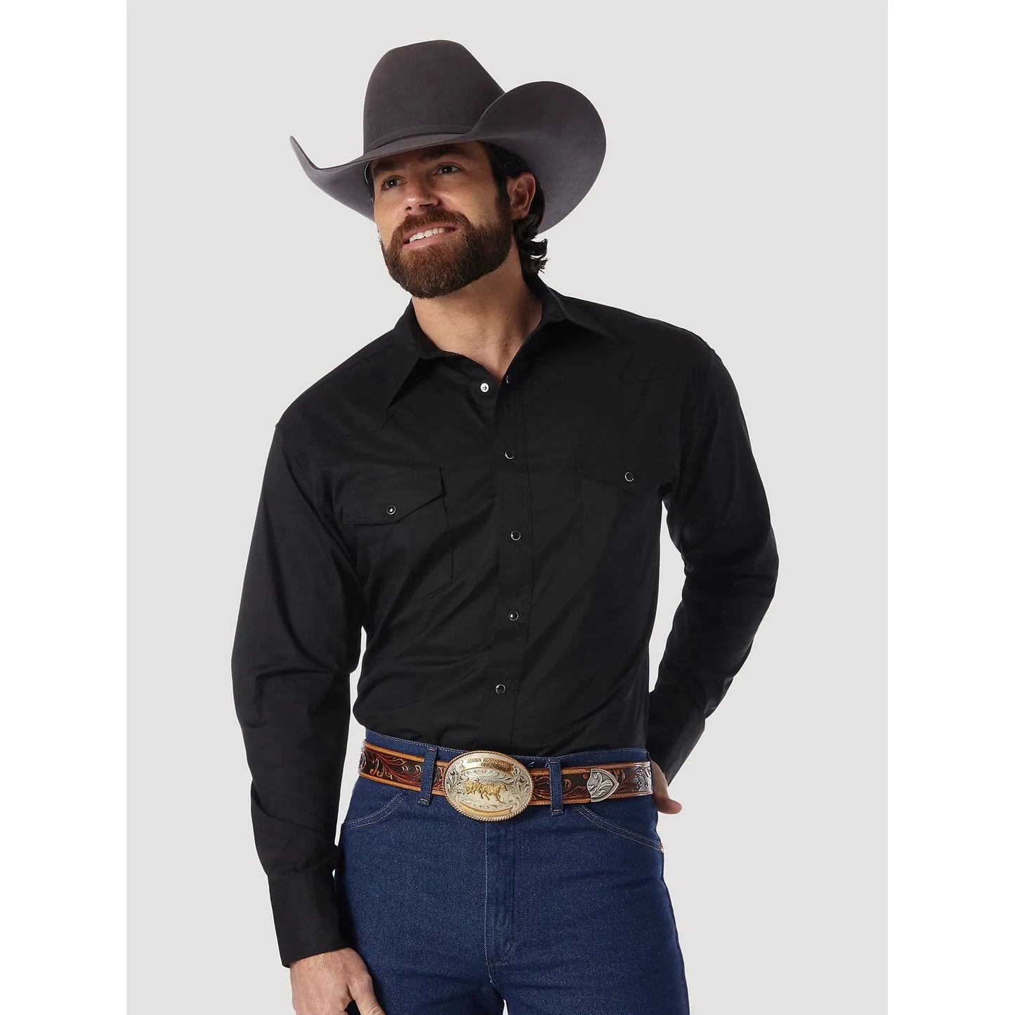 Wrangler Men's Classic Fit Black Long Sleeve Broadcloth Western Snap Shirt