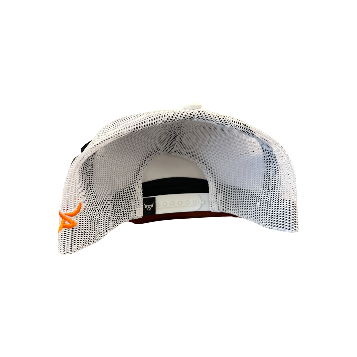 Lost Calf Gem White Curve Cap